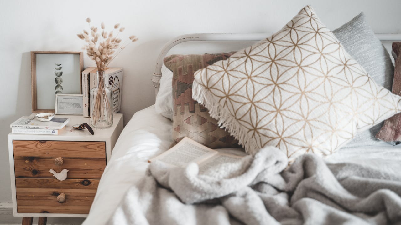 chen-mizrach-jL6PTWI7h18-unsplash
